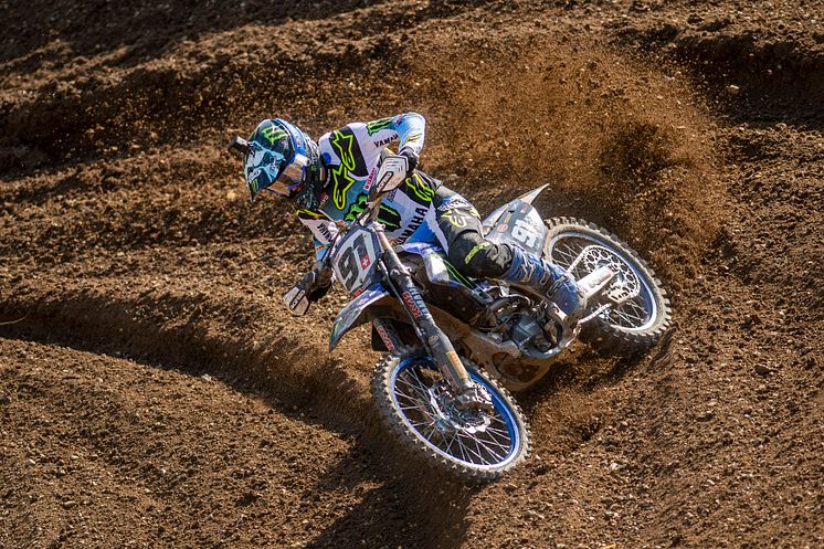 2023071703_004xx_WMX_Rd12_シーワー選手_4000