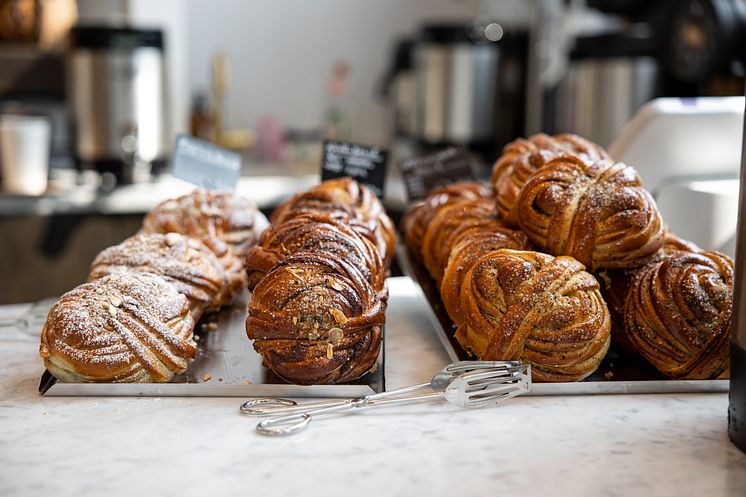 Bullar på menyn på Brödfabriken i Jonsered.