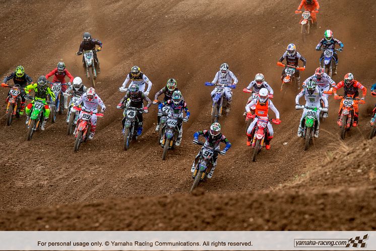 2019072903_004xx_MXGP_Rd13_シ―ワ―選手_フェーブル選手_4000