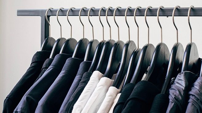 TTT_Vertical_Clothing_rack