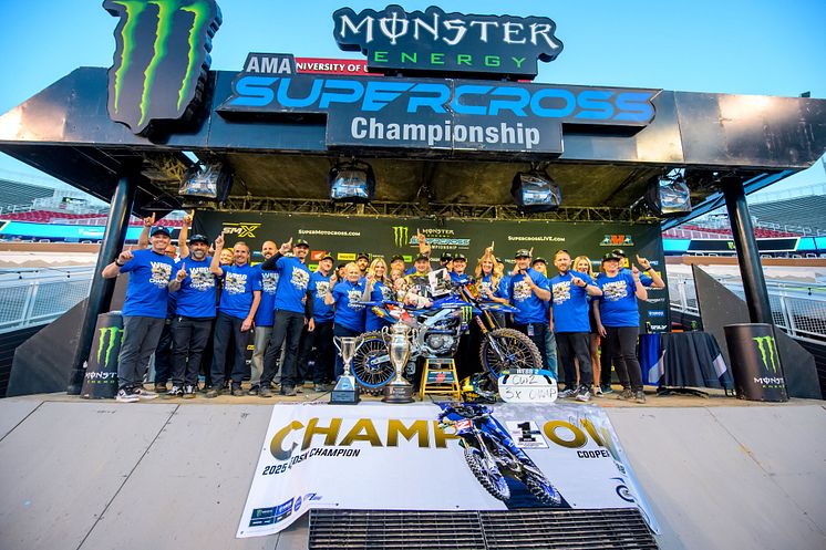2025052102_002xx_Webb_Wins_Supercross_Title_in_Close_Contest_4000.jpg