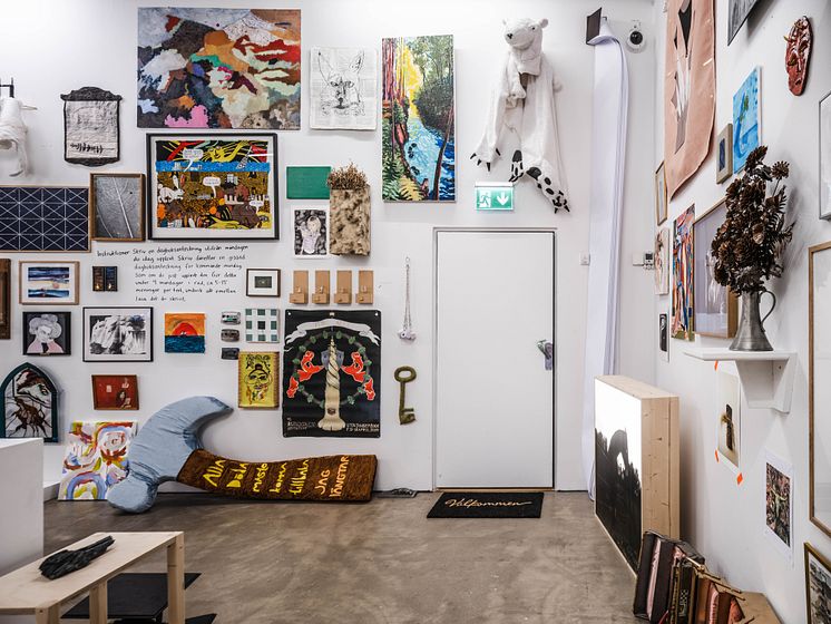 Stuff It, installationsvy, Bonniers Konsthall, 2023