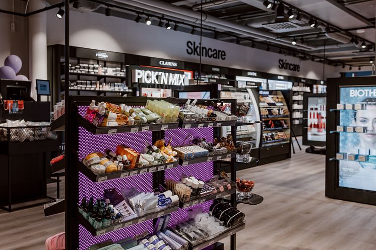 Kicks_Flagship_Helsingfors_3.jpg