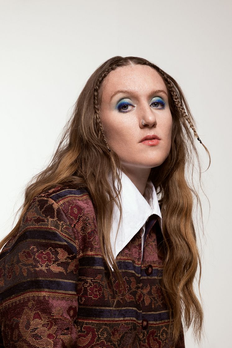 MyraGranberg_press2_stående_HighRes.jpg