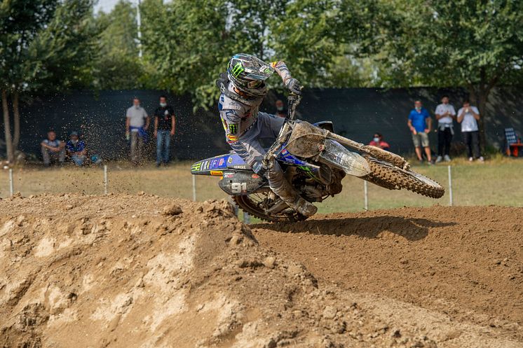 2020100102_004xx_MXGP_Rd10_シーワー選手_4000