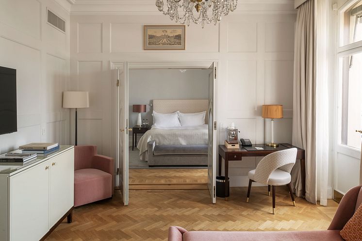 Superior Suite (3).jpg