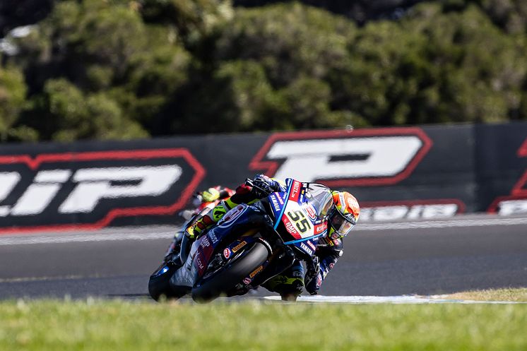 2022112101_004xx_SBK_Rd12_ロカテッリ選手_4000