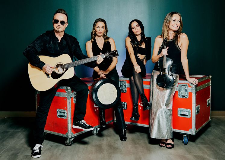 Preferred-TheCorrs-Nov24 Credit Chris McAndrew.jpg