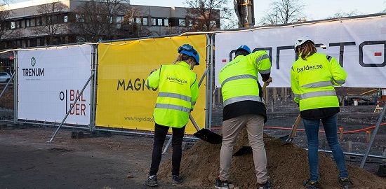 Tullholmsviken, Första spadtaget