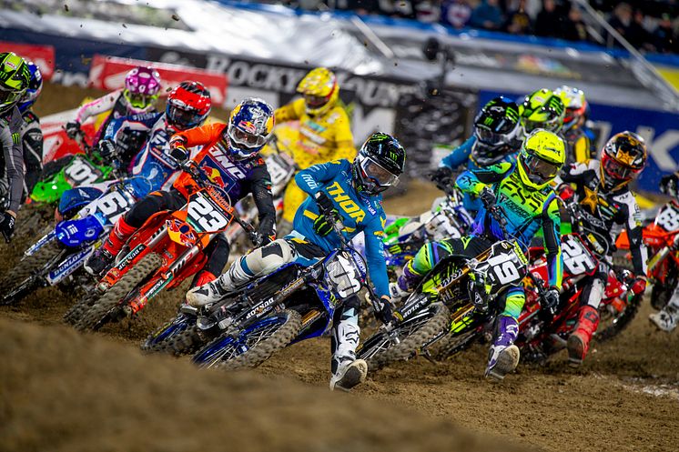 2025012001_014xx_AMASX_Rd2_デイビス選手_4000.jpg
