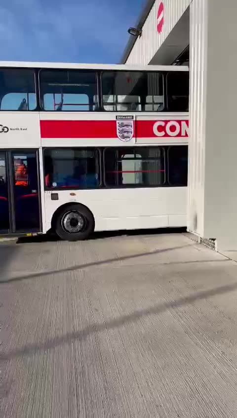 Go_North_Easts_Come_on_England_bus.mp4