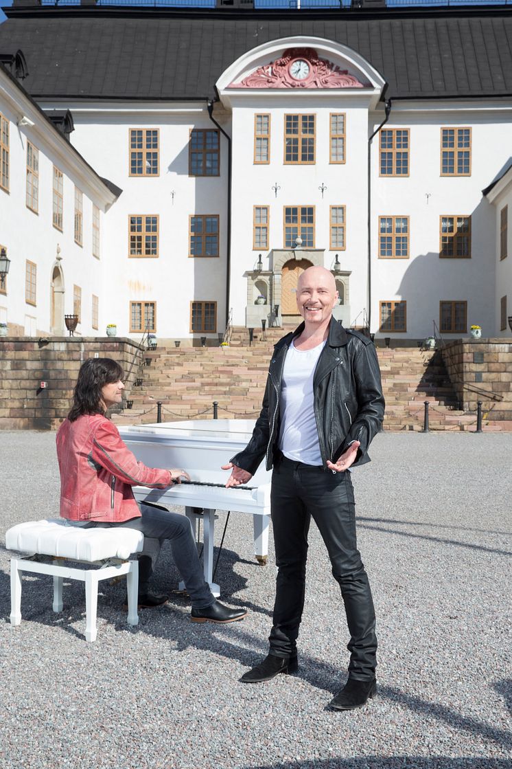 ROBERT WELLS & Johan Boding