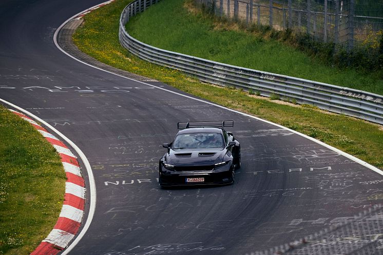 2024Ford_Mustang-GTD_RoadToTheRing_01.jpg