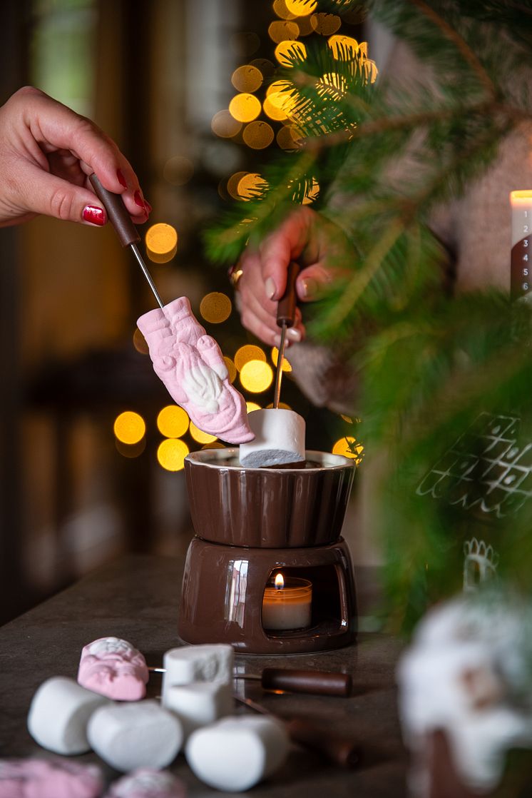 Jul-24-Lagerhaus-bak-fondant-Melted kopiera.jpg
