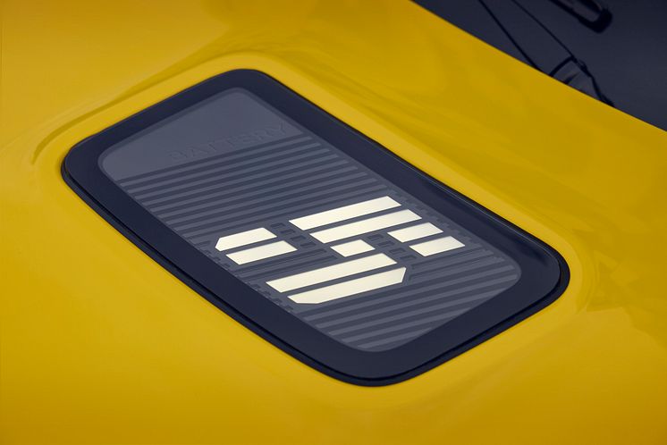 Renault 5 E-Tech electric - iconic cinq version - Pop Yellow! (22).jpg