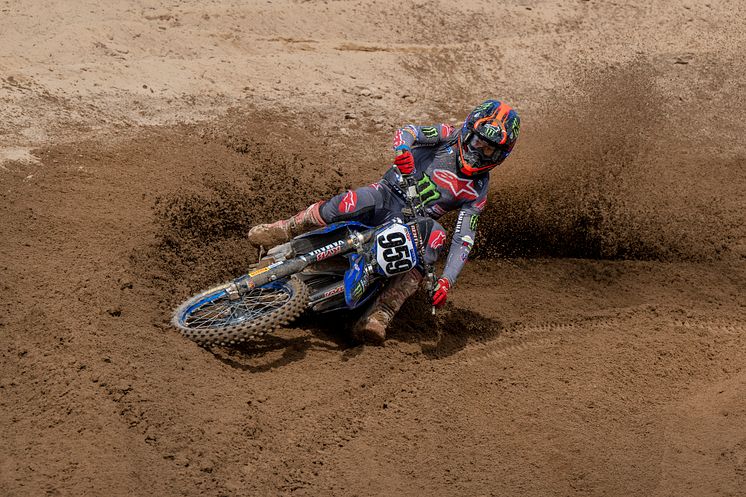 2025040701_009xx_WMX_Rd4_ルノー選手_4000.jpg