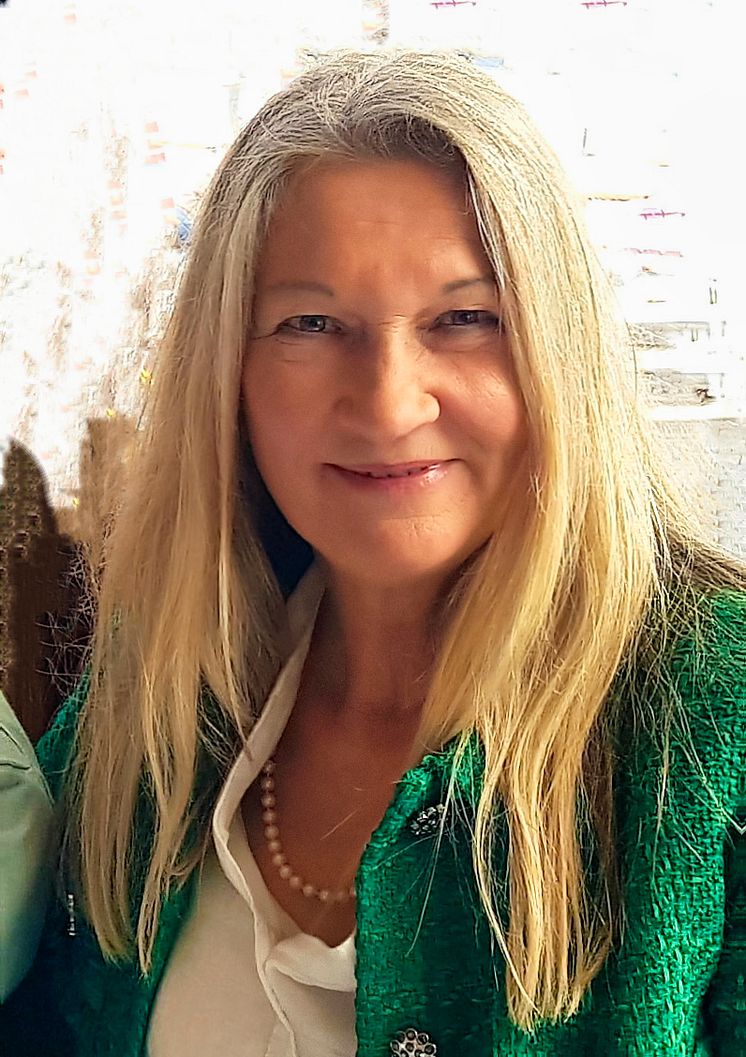 Gabriela Teichmann.jpg