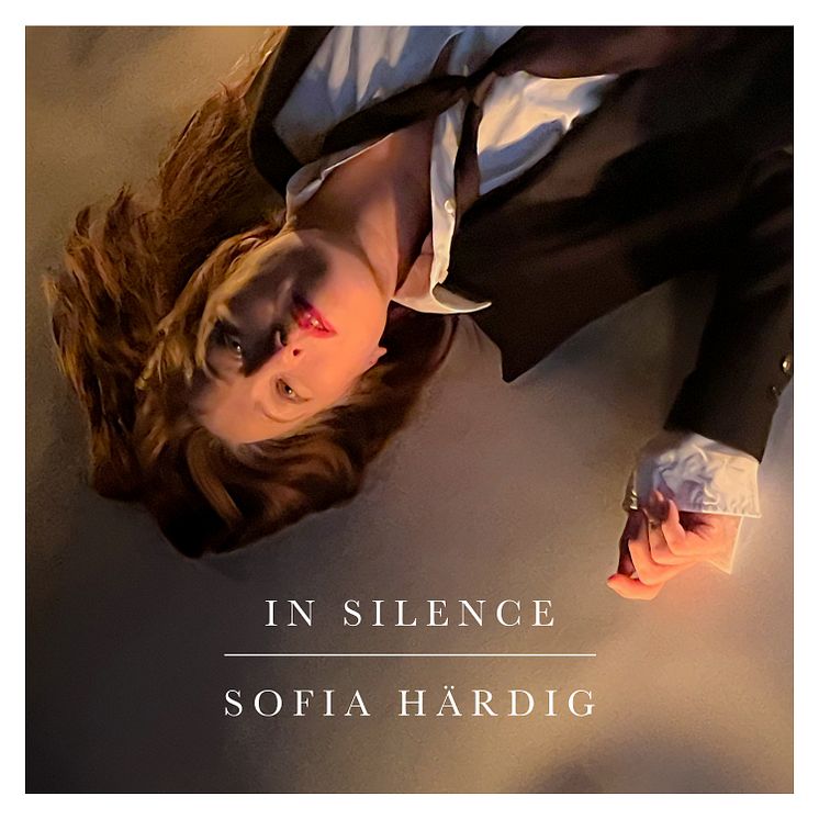 InSilence cover 3000 x 3000 pixela.jpeg