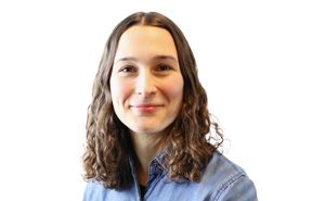Amanda_vit_bakgrund_300x185_fargkorr.jpg
