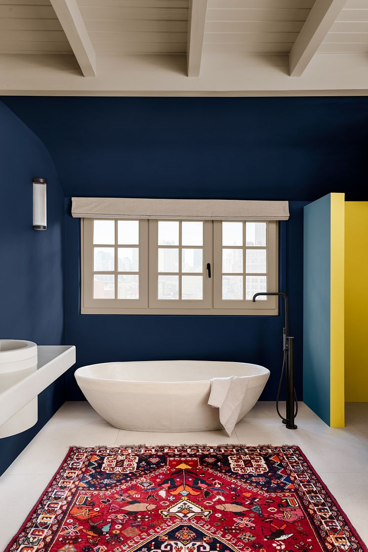 Flexa-Kleurentrends-2025-Kleur-van-het-Jaar-2025-True-Joy-Trots-Badkamer.jpg