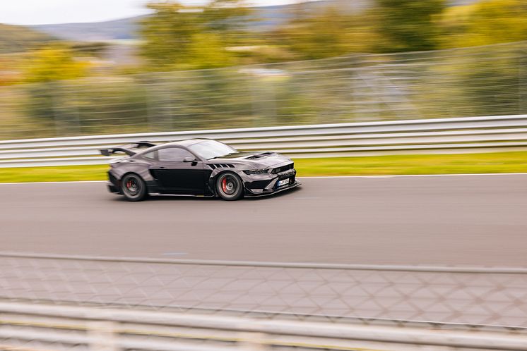 2024Ford_Mustang-GTD_RoadToTheRing_05.jpg