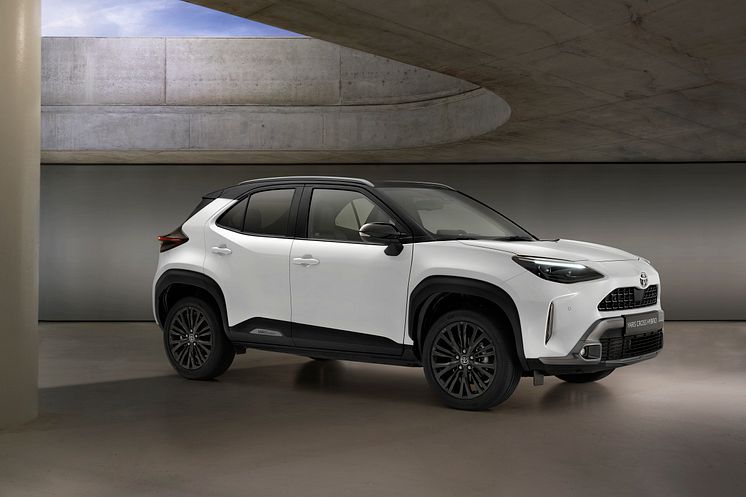 yaris-cross-adventure-ext-05