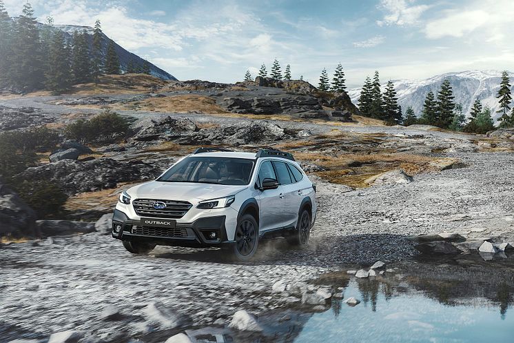 Subaru_OUTBACK_2024.jpg