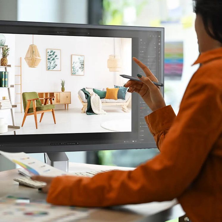 Clarity_5K_Touch_Monitor_14.jpeg