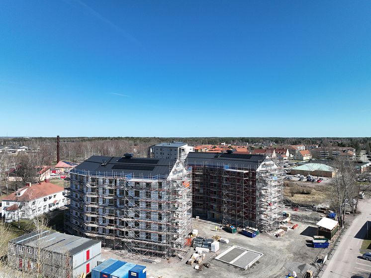 dji_fly_20230421_140938_260_1682079399449_photo