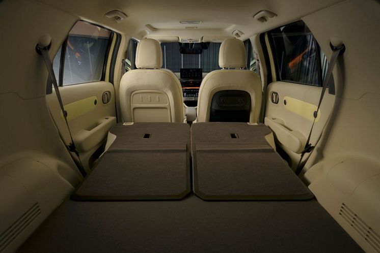 hyundai-inster-premiere-interior-05_wid_1024_bfc_off.jpg