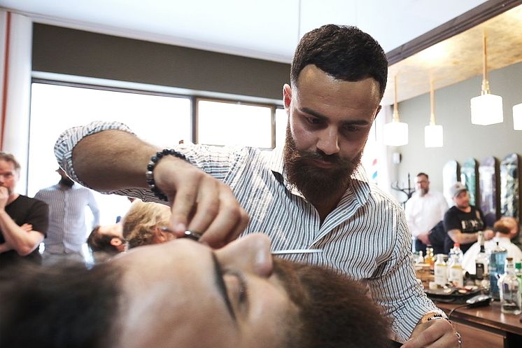 Ranjdar Mustafa, Salon: Barbie & Ken, Västerås