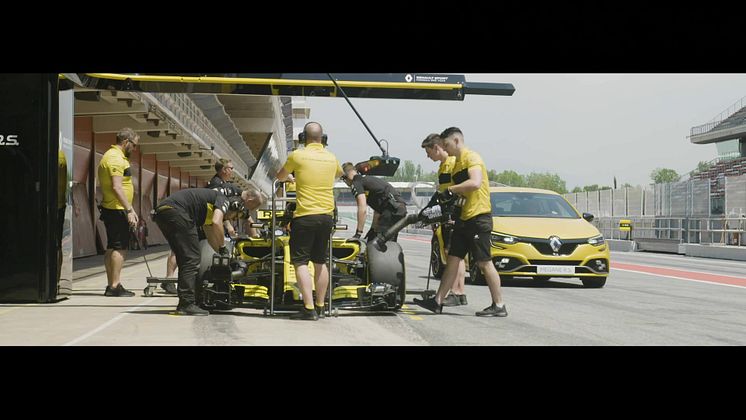 Nya Megane R.S. Trophy video