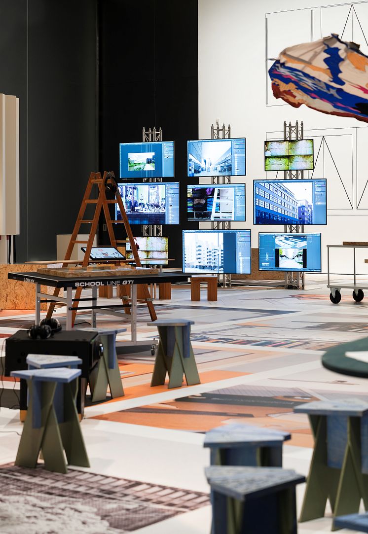 Hand and Machine - Exhibition photo