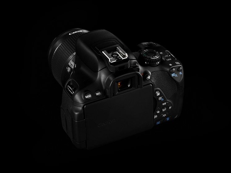 Canon EOS 650D lifestyle 1