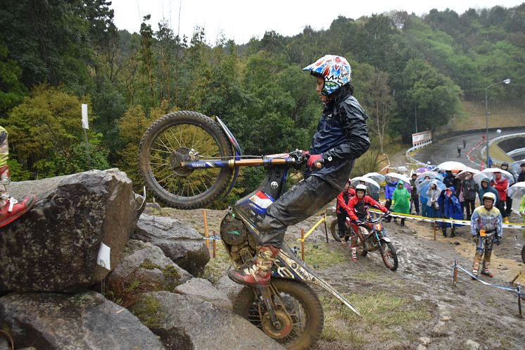 2025041406_003xx_JTR_Rd1_黒山選手_4000.jpg