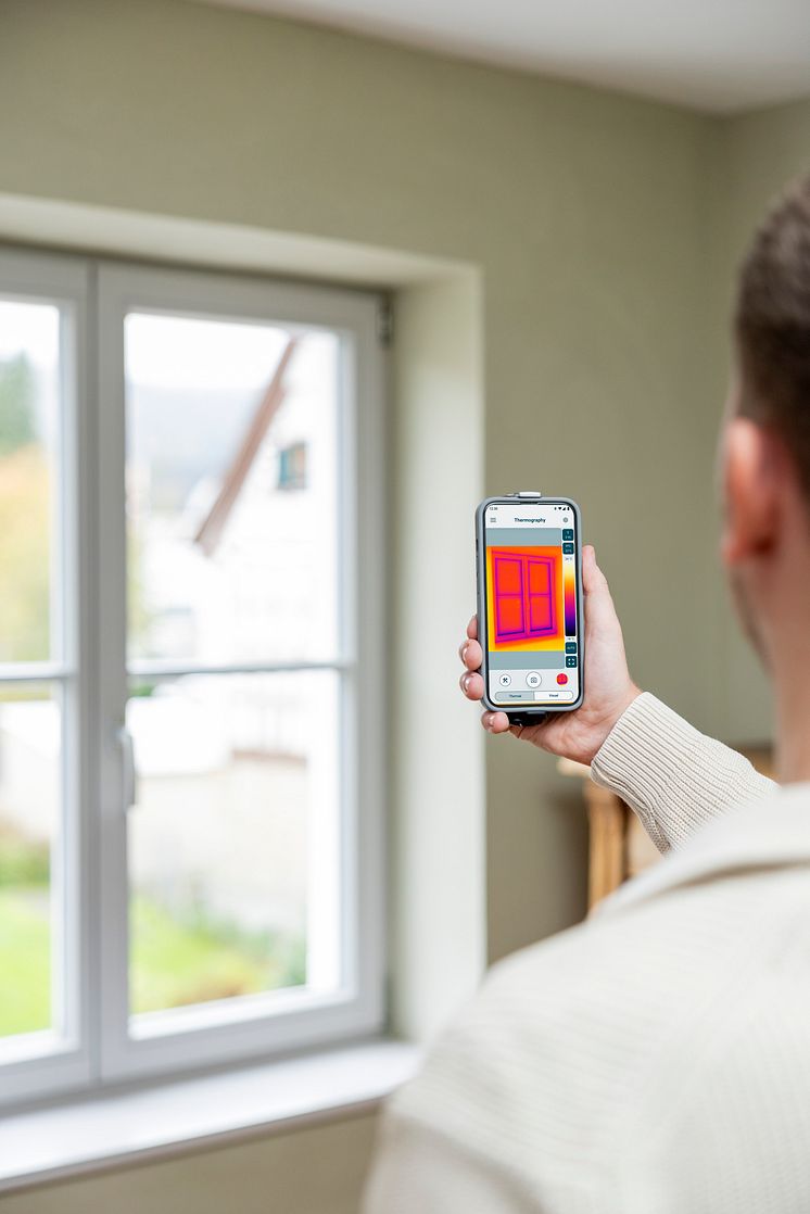 testo-860i-application-tightness-window-clip-on-480-en.jpg