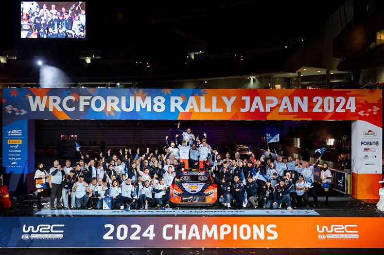 (Image 4) Thierry Neuville and Martijn Wydaeghe seal FIA WRC titles in thrilling finale.jpg