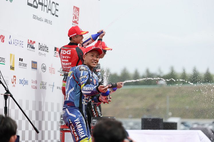 2025042102_011xx_JSB_Rd1_中須賀選手_4000.jpg