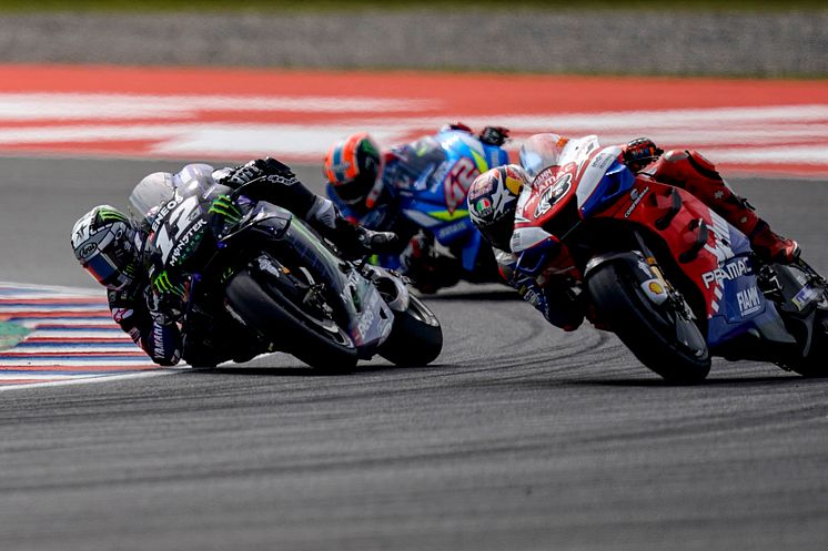 2019040103_005xx_MotoGP_Rd2_ビニャーレス選手_4000