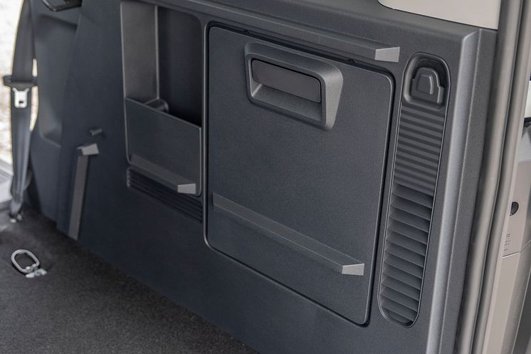 2024_FORD_E-Tourneo_Courier_31.jpg