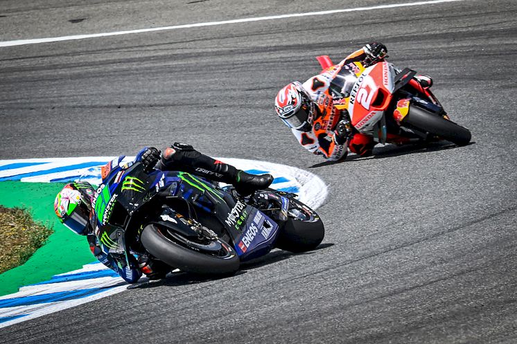 2023043001_007xx_MotoGP_Rd4_モルビデリ選手_4000