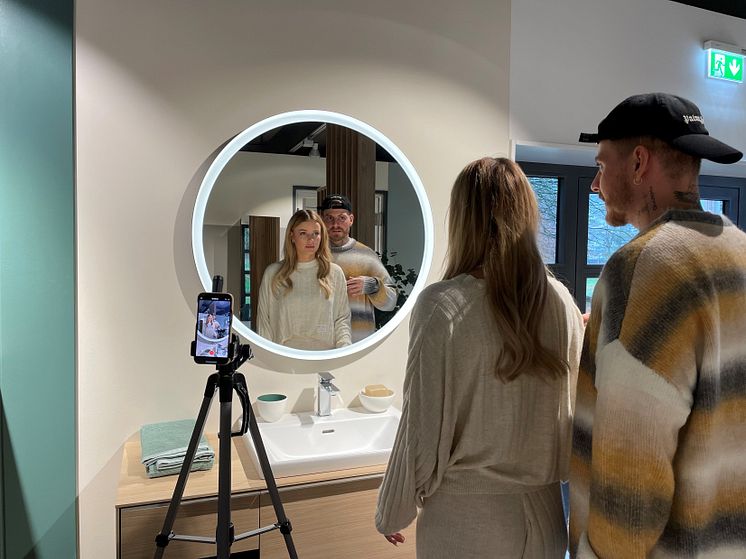 VB_TikTok_TT_CreatorDays_BTS_Eyfreundin_2-1637582420.jpg