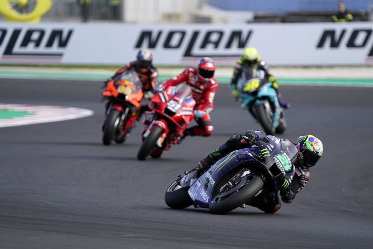 2021102501_008xx_MotoGP_Rd16_モルビデリ選手_4000