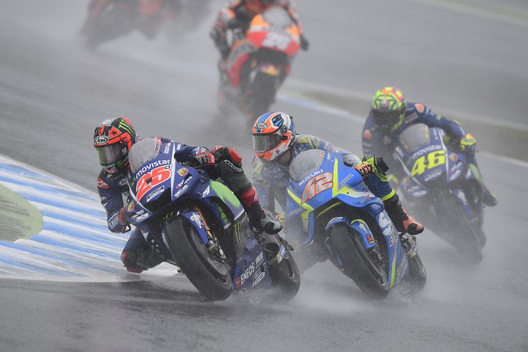 01_2017_MotoGP_Rd15_Japan-マーベリック・ビニャーレス選手とバレンティーノ・ロッシ選手