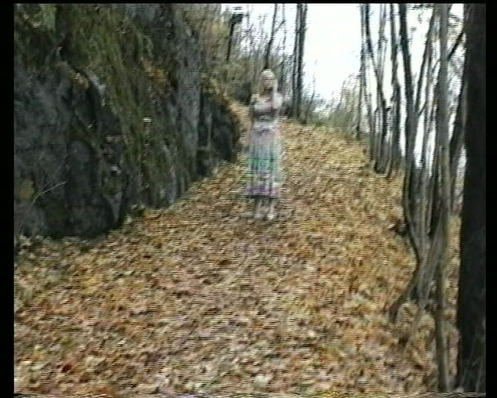 Lotte Konow Lund: You Ignore Me, 1998. Med Jonna Veirup. (Videostill)