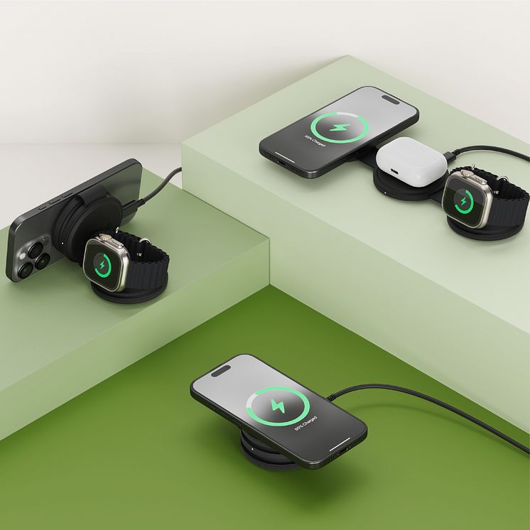 ST-QTG31__OntheGo 3in1 Charger-14.jpg