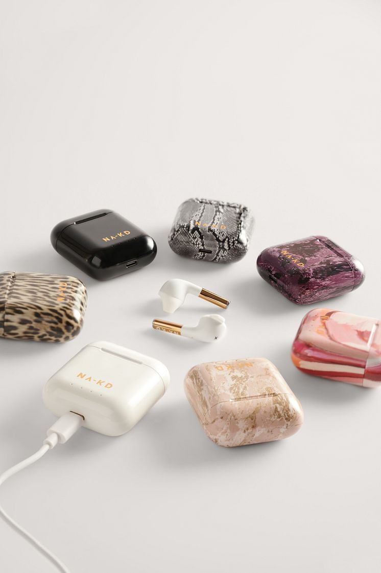 Nakd_Wireless_Earphoes_1714-000000-9344_2552_.jpg