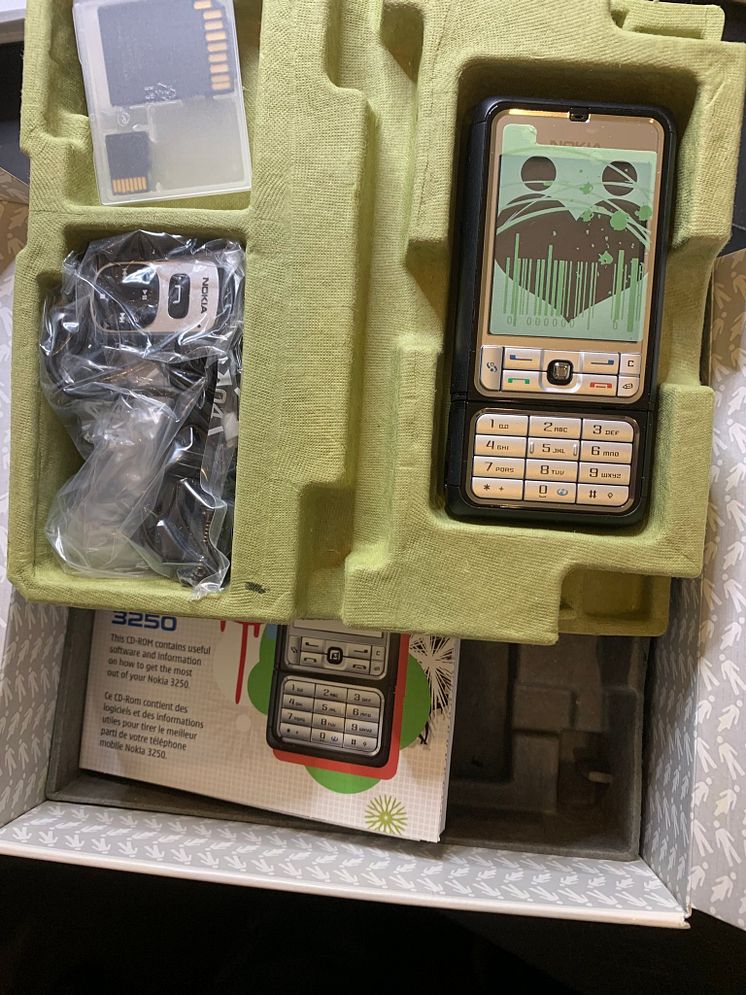 Nokia 3250 .jpg