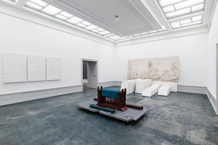 Vibeke tandberg, Candypool, 2017, courtesy the artist and OSL ontemporary. Photo: TKM / Susann Jamtøy