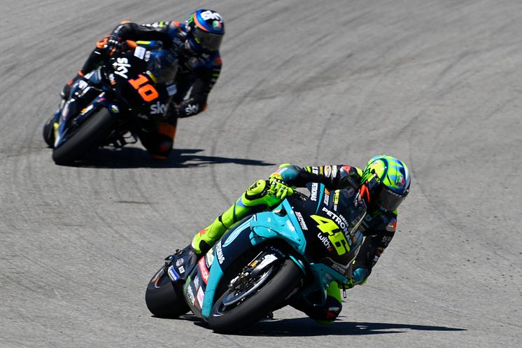 2021050301_015xx_MotoGP_Rd4_ロッシ選手_4000